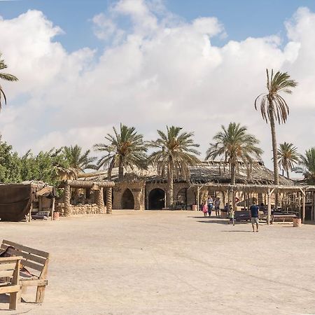 Kfar Hanokdim - Glamping & Camping Arad Ngoại thất bức ảnh