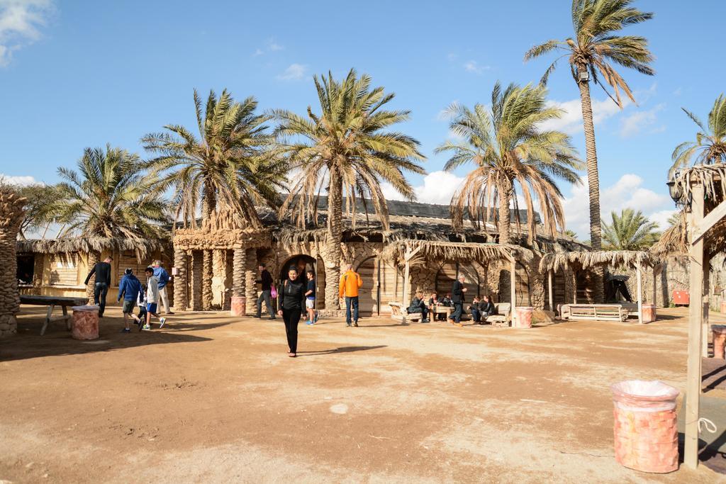 Kfar Hanokdim - Glamping & Camping Arad Ngoại thất bức ảnh